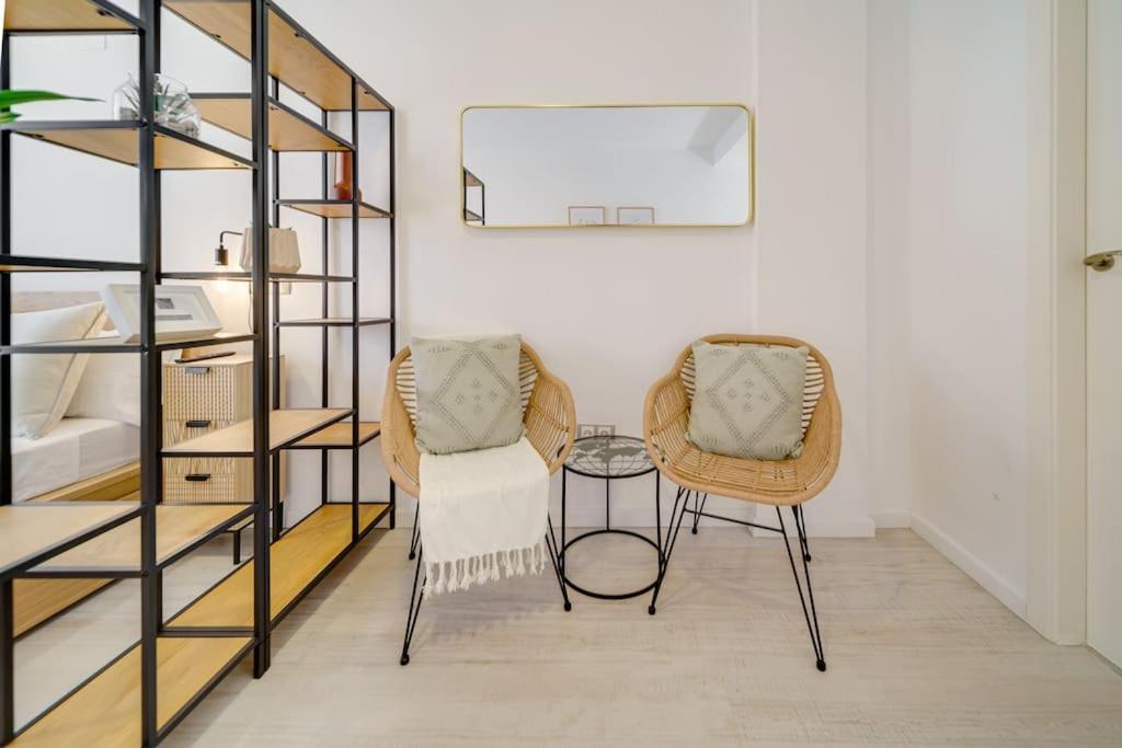 Sophisticated Studio In The Center Of มาลากา ภายนอก รูปภาพ