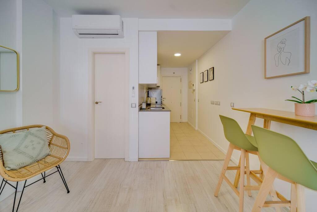 Sophisticated Studio In The Center Of มาลากา ภายนอก รูปภาพ